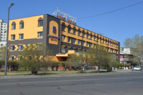 Гостиница Zaluuchuud Hotel Ulaanbaatar, Улан-Батор